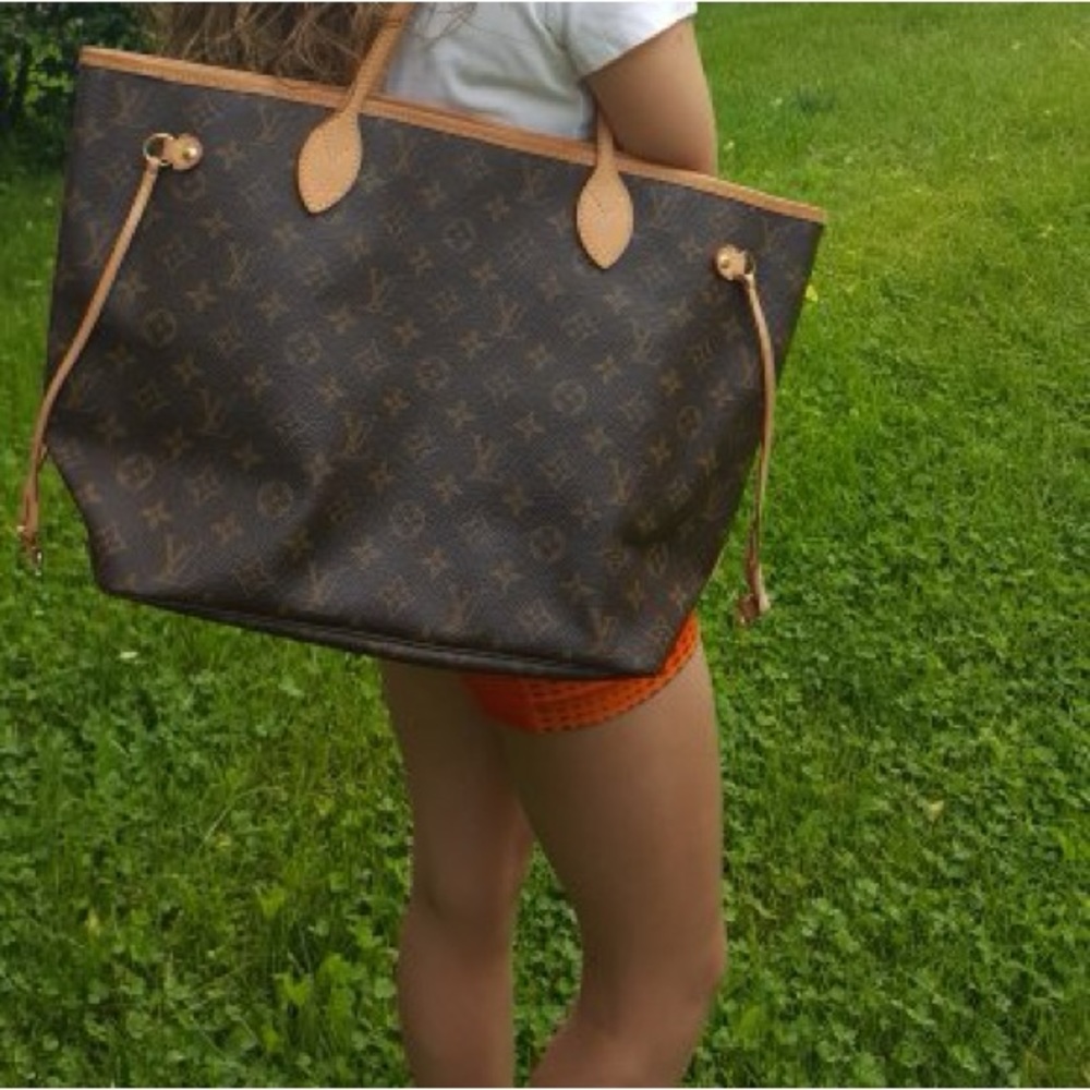 Thank you for checking out my closet - Picture 8 of 12